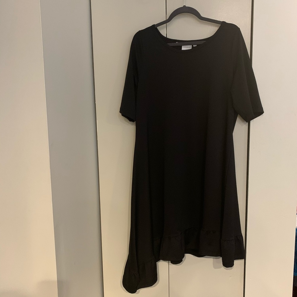 Junarose Emory Dress - Asymmetrical Hem (Black)